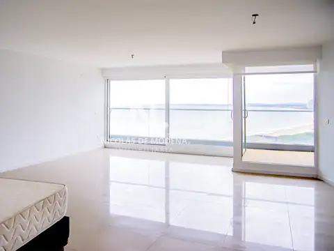 Departamento de 4 dormitorios A ESTRENAR en venta en Torre Alexander Collection