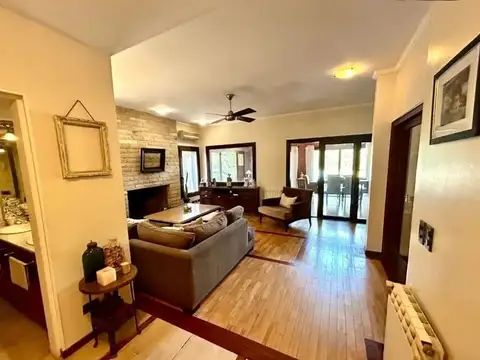 Casa en barrio exclusivo