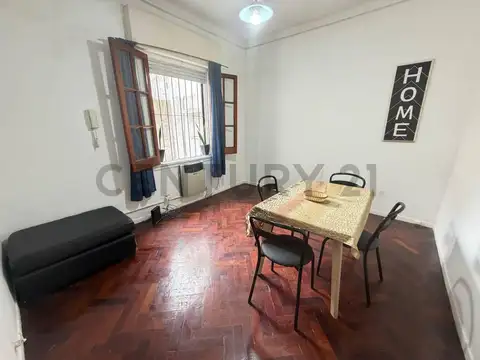 Cochabamba 2400, Piso 1