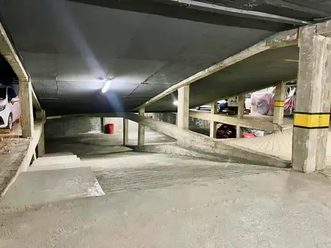VENTA DE COCHERA EN ZONA NORTE