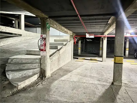 VENTA DE COCHERA EN ZONA NORTE