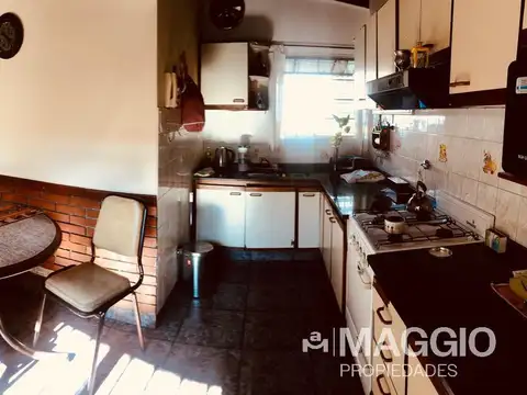 Depto Tipo Casa en Venta de 4 ambientes