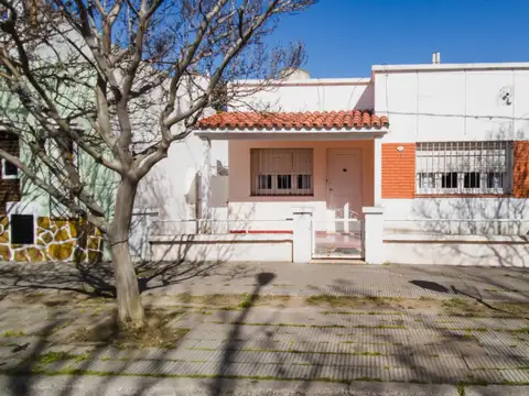 VENTA – CASA – 3 DORMITORIOS – PUNTA ALTA
