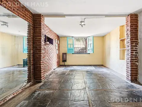 PH dúplex tipo loft de 3 ambientes con patio – Saavedra