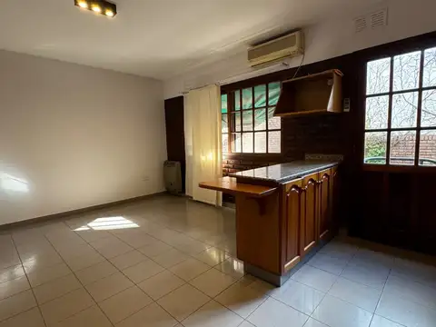 Casa 4 ambientes con 4 baños