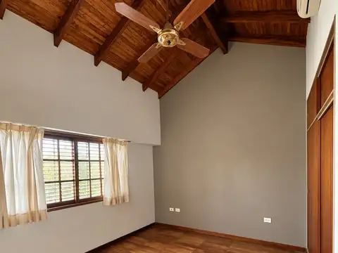 VENTA DÚPLEX EN 3 DE FEBRERO 184, ZÁRATE