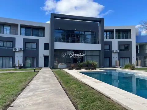 Departamento en venta de 1 dormitorio CARPINCHOS DE OTAMENDI exclusivo