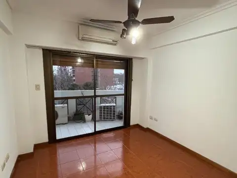 Departamento en Alquiler en Monte Grande, $ 830.000