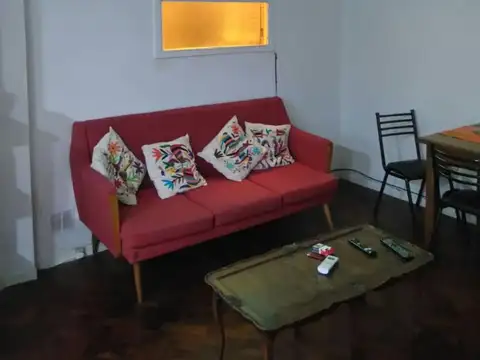 Alquilo Temporario en Flores. Departamento de 3 ambientes. Capacidad hasta 4 huéspedes