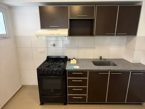 Depto Tipo Casa 2 ambientes con 1 baño