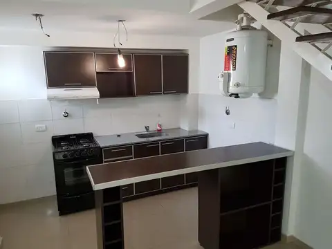 Depto Tipo Casa en Alquiler de 1 dormitorio