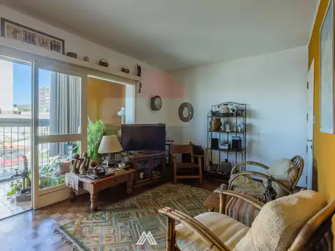 VENTA apartamento 3 dormitorios y GARAJE - Malvin
