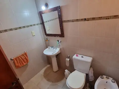 Casa Dúplex en B° Sgto. Cabral 2 dorm y cochera