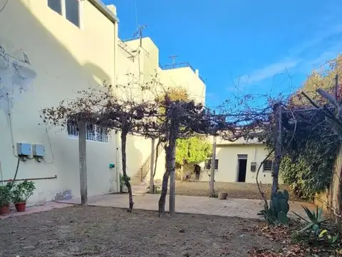 Casa en Alquiler de 3 dormitorios
