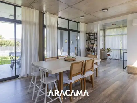 Casa en Venta en La Magdalena - Canning