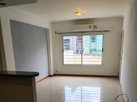 Depto Tipo Casa en Venta de 2 ambientes