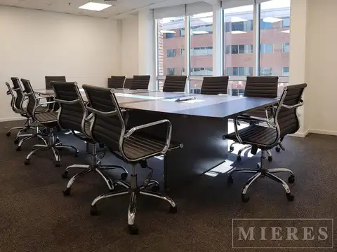 Oficina en Alquiler al Este