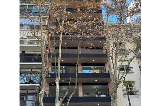 Duplex a estrenar 4 amb. con cochera sobre Lafinur