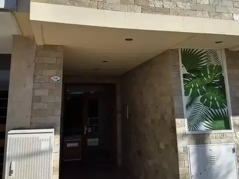 Departamento en venta de 1 dormitorio c/ cochera en Universitario