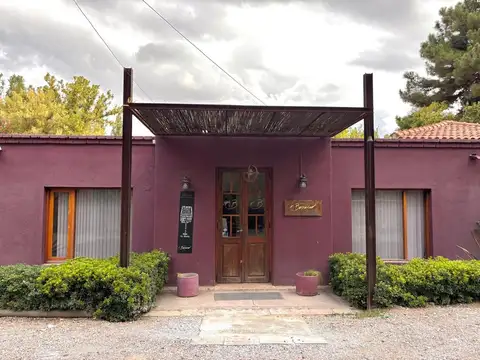 Posada en Chacras de Coria ideal inversión.