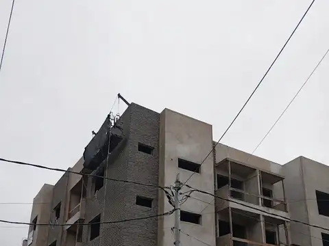 PRE VENTA DE DEPARTAMENTO DE 3 AMBIENTES  en HAEDO CENTRO