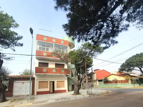 San Juan 1400, Piso 1