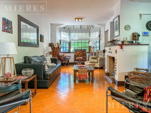 Casa en Venta en Barrio Malvinas, USD 320.000