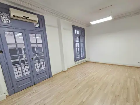 Oficina en Venta 50 años