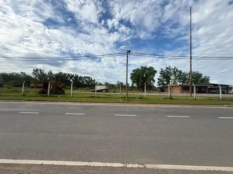 Terreno en Venta 44  mts Frente