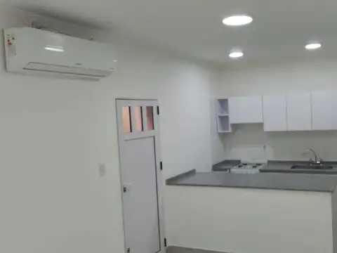 ALQUILER- Departamneto en zona centrica Campana acepta no mascotas