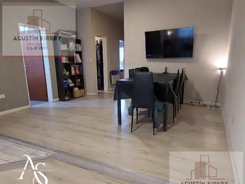Casa 6 ambientes con 2 baños