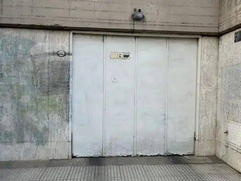 OPORT: COCHERA FIJA Y CUBIERTA - MANSILLA Y BILLINGHURST