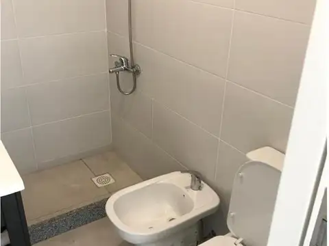 Depto Tipo Casa 2 ambientes con 1 baño