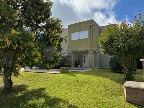 Casa en Alquiler en El Lauquen Club De Campo, USD 1.500