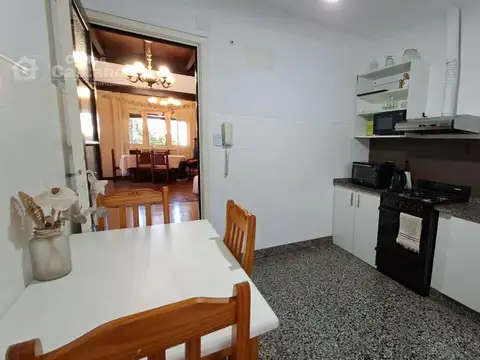 Depto Tipo Casa en Venta 50 años