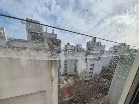 La Rioja 2100, Piso 8