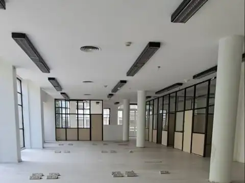 ALQUILER 305 METROS DE OFICINA PISO 2 MICROCENTRO 