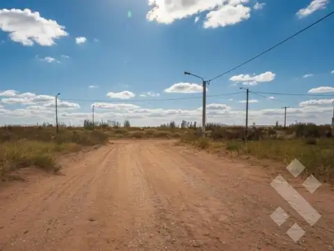En Venta, Lote de 300 m2, Barrio La Dorada Senillosa