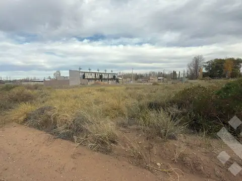 En Venta, Lote de 300 m2, Barrio La Dorada Senillosa