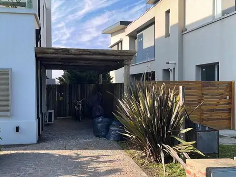 Casa en Alquiler Temporal de 4 dormitorios