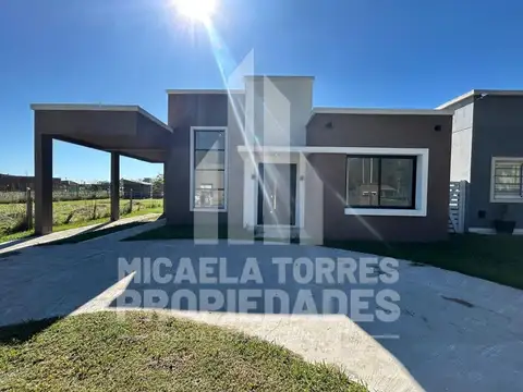 Casa 3 ambientes con 1 baño