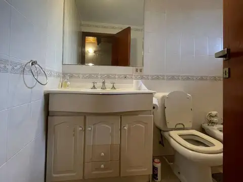Casa en Venta en Berazategui, USD 270.000
