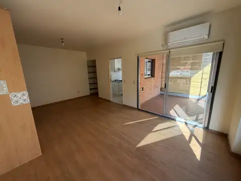 Departamento en Alquiler con 1 cochera