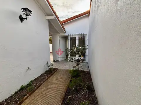Casa en Venta en Martínez, USD 250.000