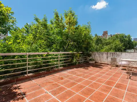 Depto Tipo Casa en Venta 50 años