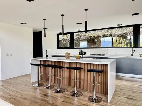 Casa en Venta en San Carlos de Bariloche, USD 2.500.000