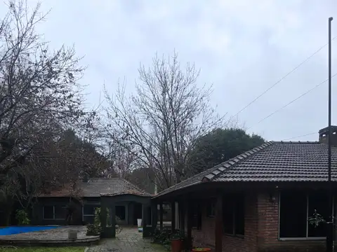 Casa en venta  sobre gran Lote de 1000m2- Oportunidad!