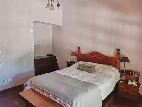 Depto Tipo Casa en Venta 52 años