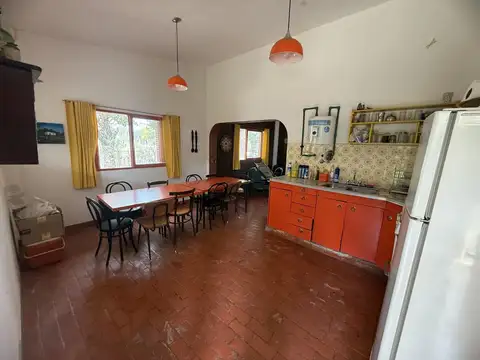 Casa 3 ambientes Parque Pileta Parrilla 836 m2