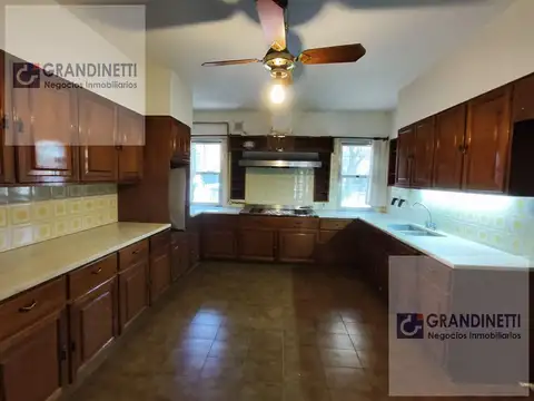 Casa en  excelente ubicación en Fisherton